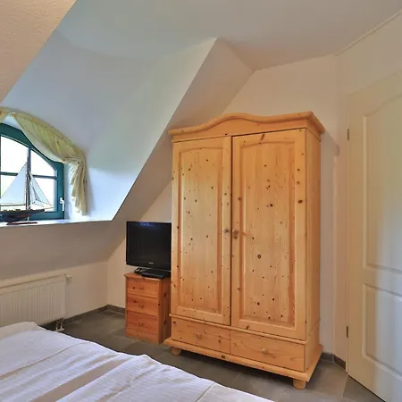 Peter Pan Apartment